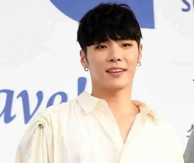 吃瓜韩国娱乐圈,瓜田李下,揭秘明星幕后故事